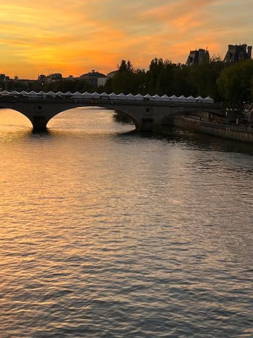 Ile Saint Louis-studio