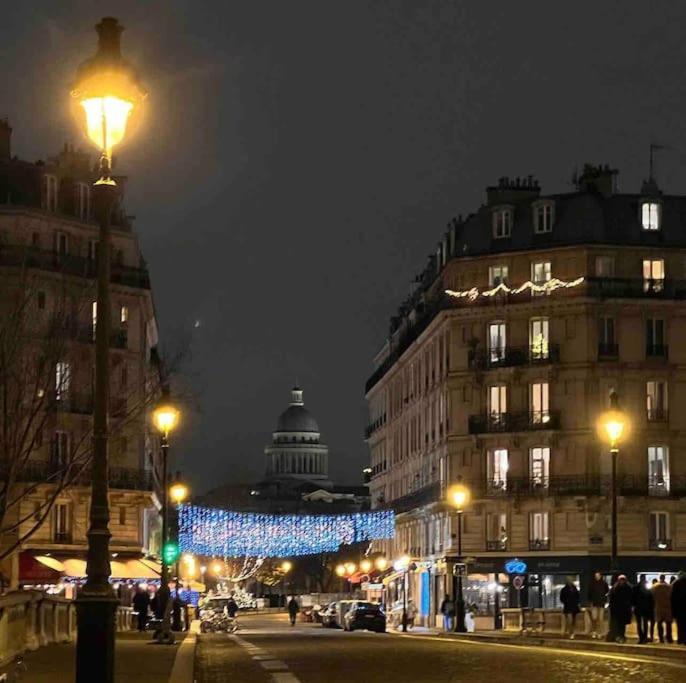 Appartement Ile Saint Louis-studio Parijs